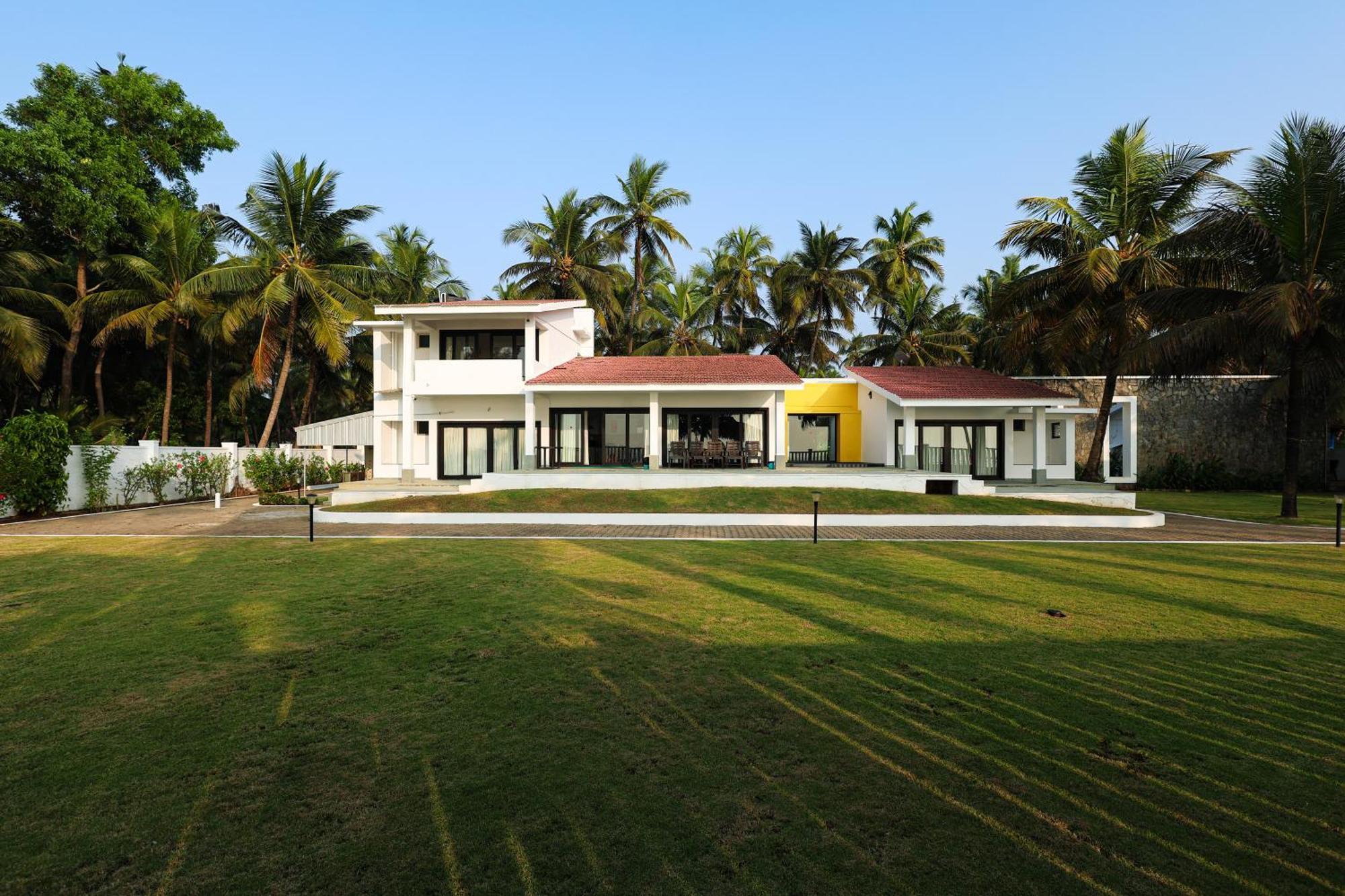 Seascape By Ewa Properties Malpe Exterior foto